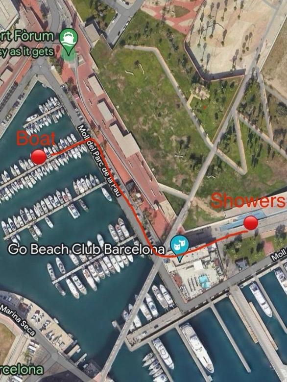 فندق !!Boat With Ac In Port Forum 2 Bikes Included!! سان أدريان دي بيزوس المظهر الخارجي الصورة